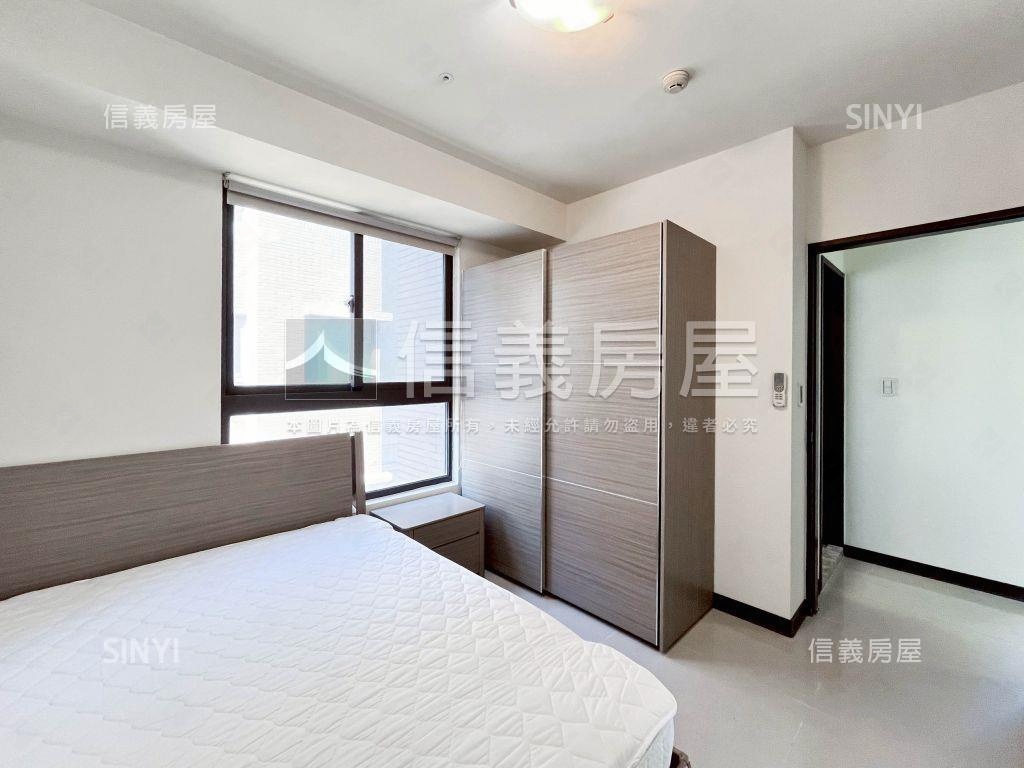 世紀凱悅四房雙車位房屋室內格局與周邊環境