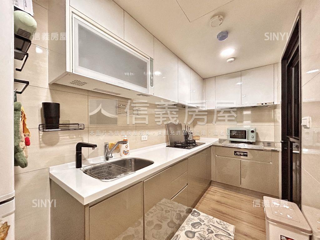 享世代。溫馨採光兩房車位房屋室內格局與周邊環境