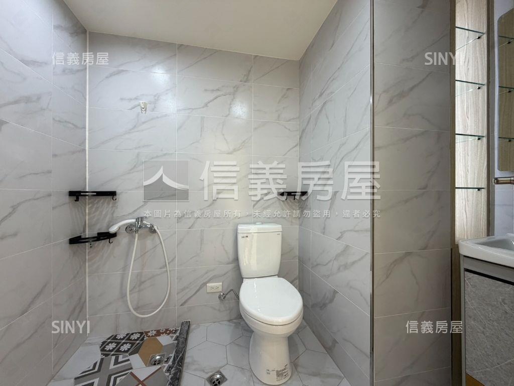 大地新象電梯兩房房屋室內格局與周邊環境