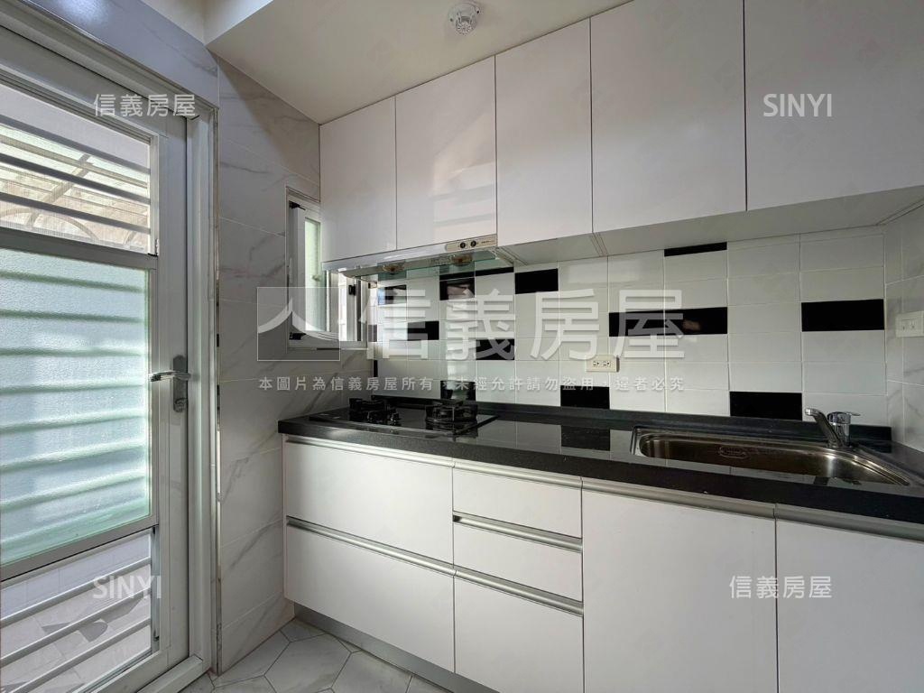 大地新象電梯兩房房屋室內格局與周邊環境