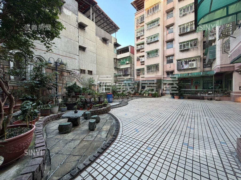 大地新象電梯兩房房屋室內格局與周邊環境