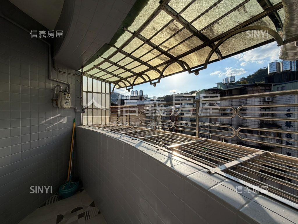 大地新象電梯兩房房屋室內格局與周邊環境