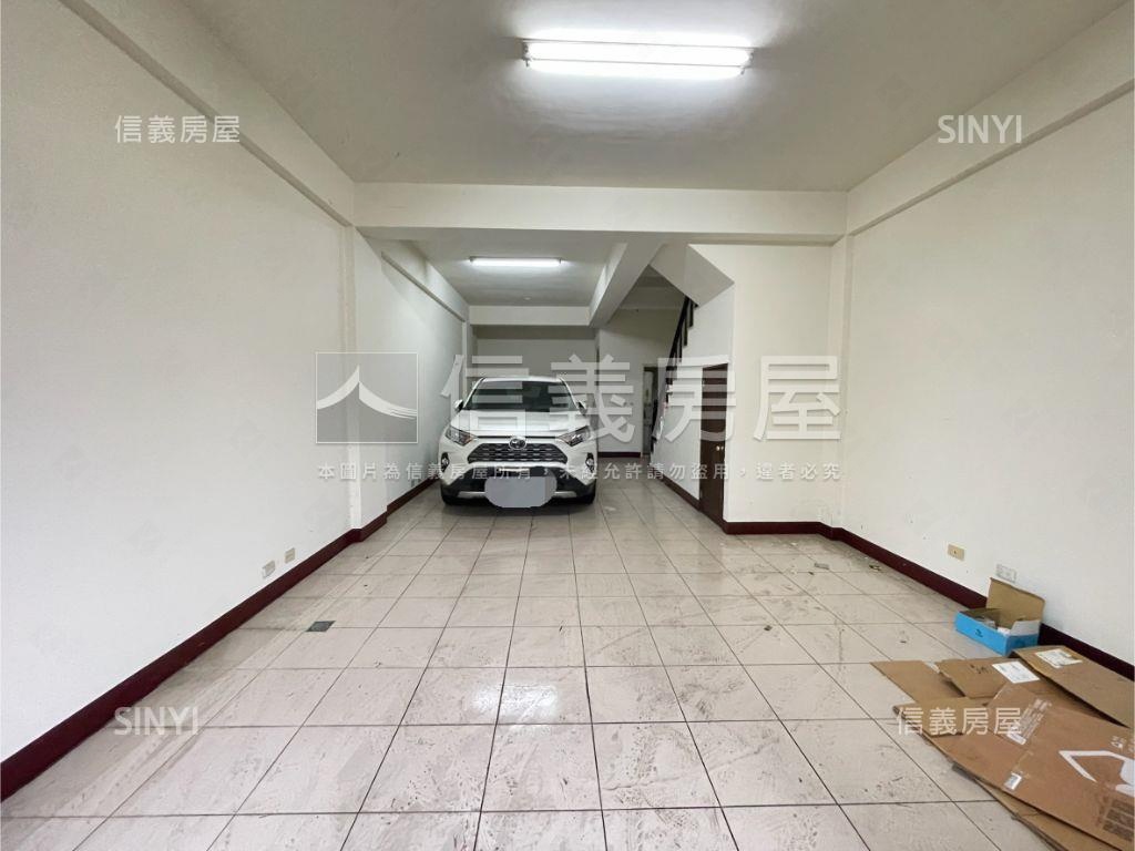 竹東市區鄰路大面寬透店房屋室內格局與周邊環境
