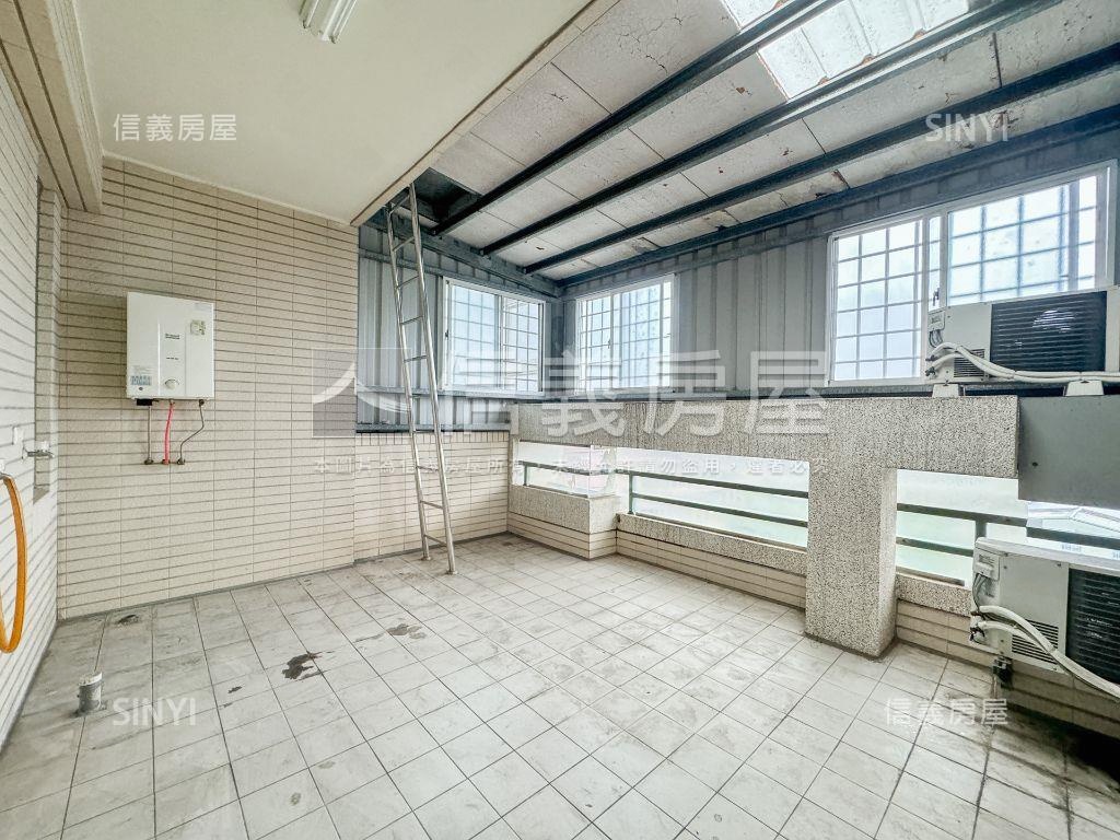 竹東市區鄰路大面寬透店房屋室內格局與周邊環境
