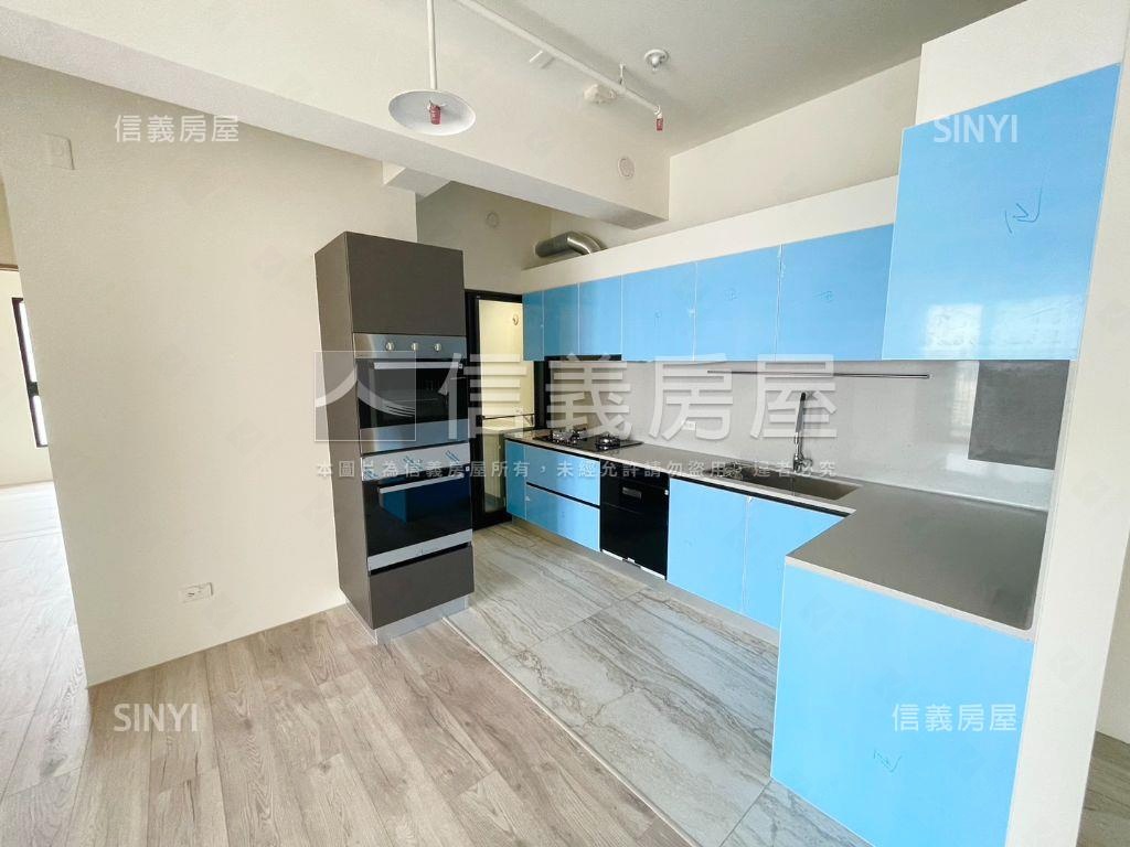 嵐ＣＡＳＡ次頂樓四房雙車房屋室內格局與周邊環境