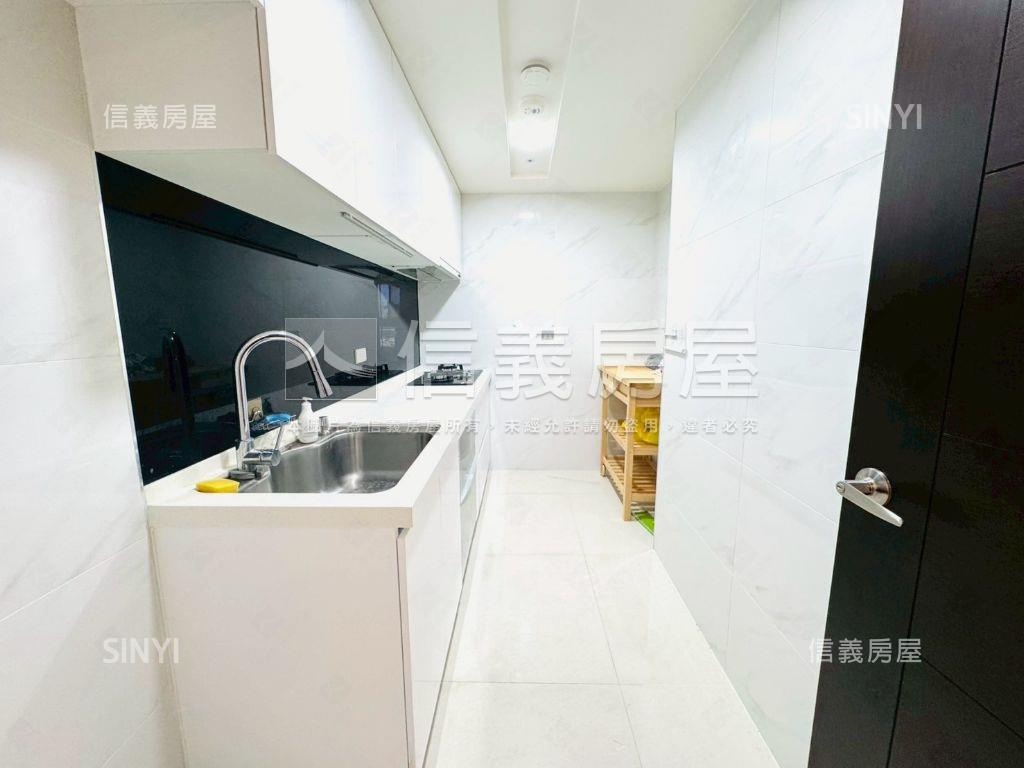 雄霸天下☘臻園景觀戶房屋室內格局與周邊環境