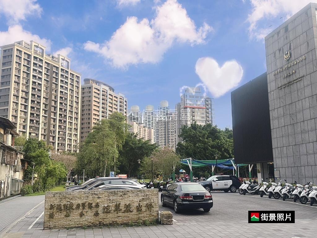 一卡皮箱入住小資宅房屋室內格局與周邊環境