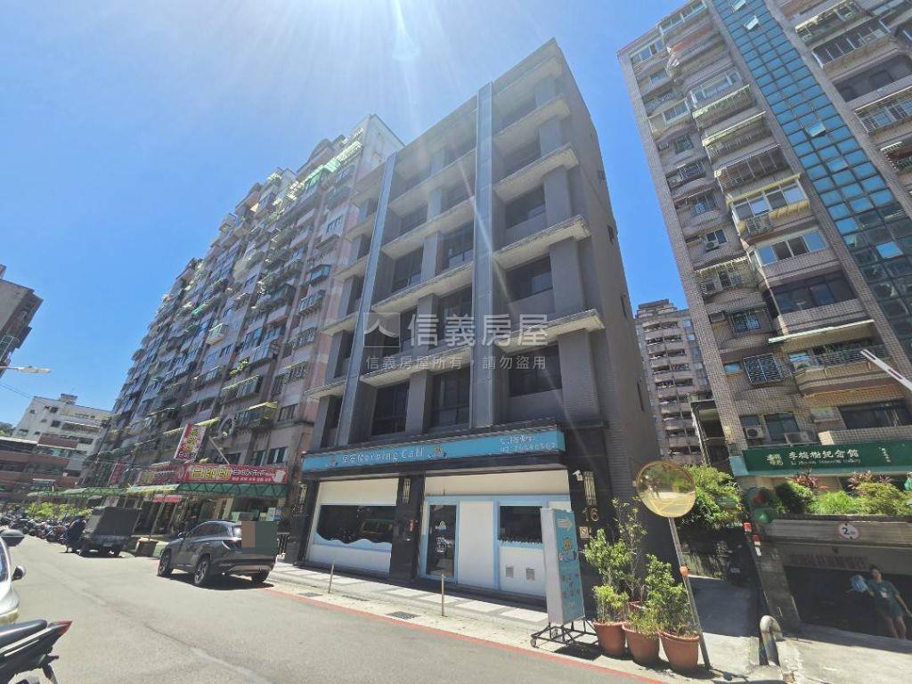 三峽獨棟黃金店面稀有釋出房屋室內格局與周邊環境