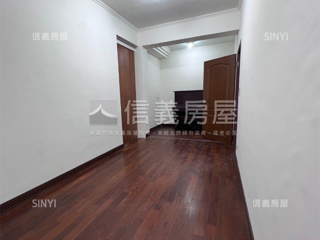 頂溪捷運環河璞邸一樓房屋室內格局與周邊環境