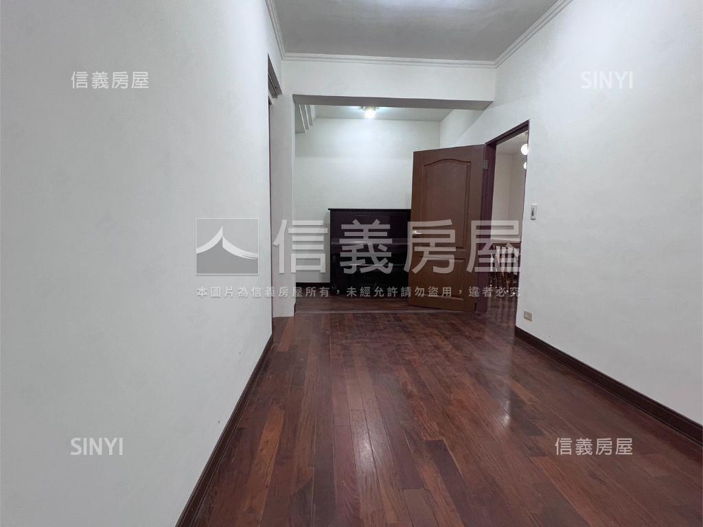 頂溪捷運環河璞邸一樓房屋室內格局與周邊環境