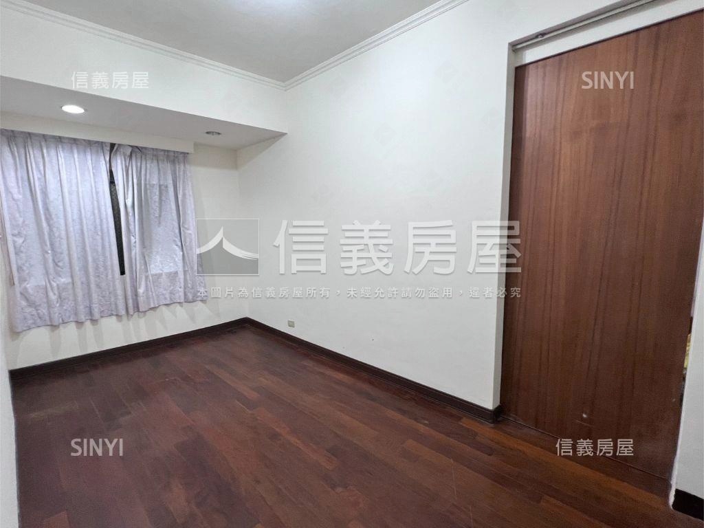 頂溪捷運環河璞邸一樓房屋室內格局與周邊環境