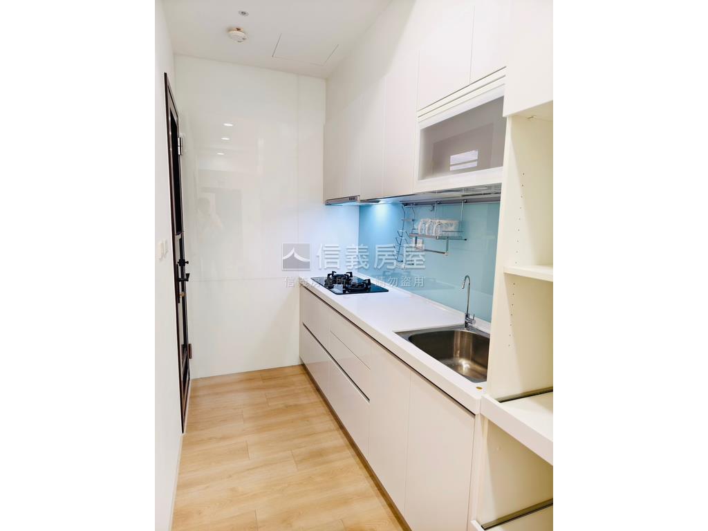 專任Ω丹麥高樓辦公房屋室內格局與周邊環境