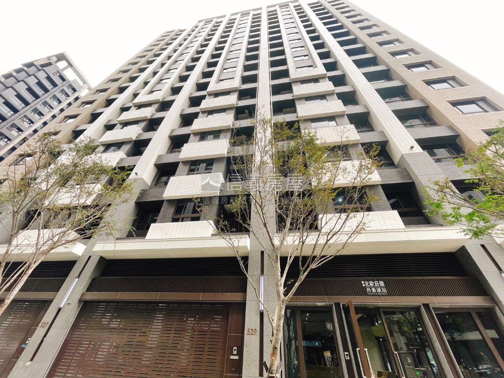 專任Ω丹麥高樓辦公房屋室內格局與周邊環境