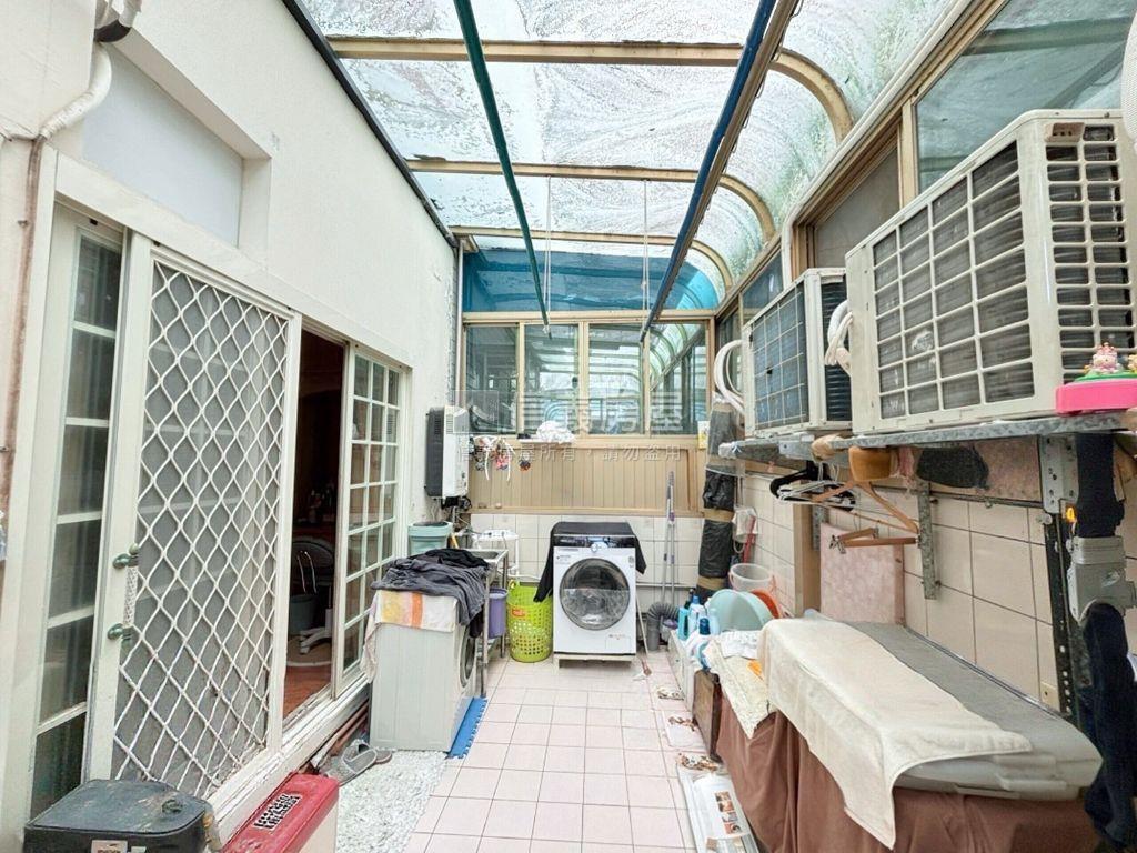 大湖山莊下疊別墅房屋室內格局與周邊環境