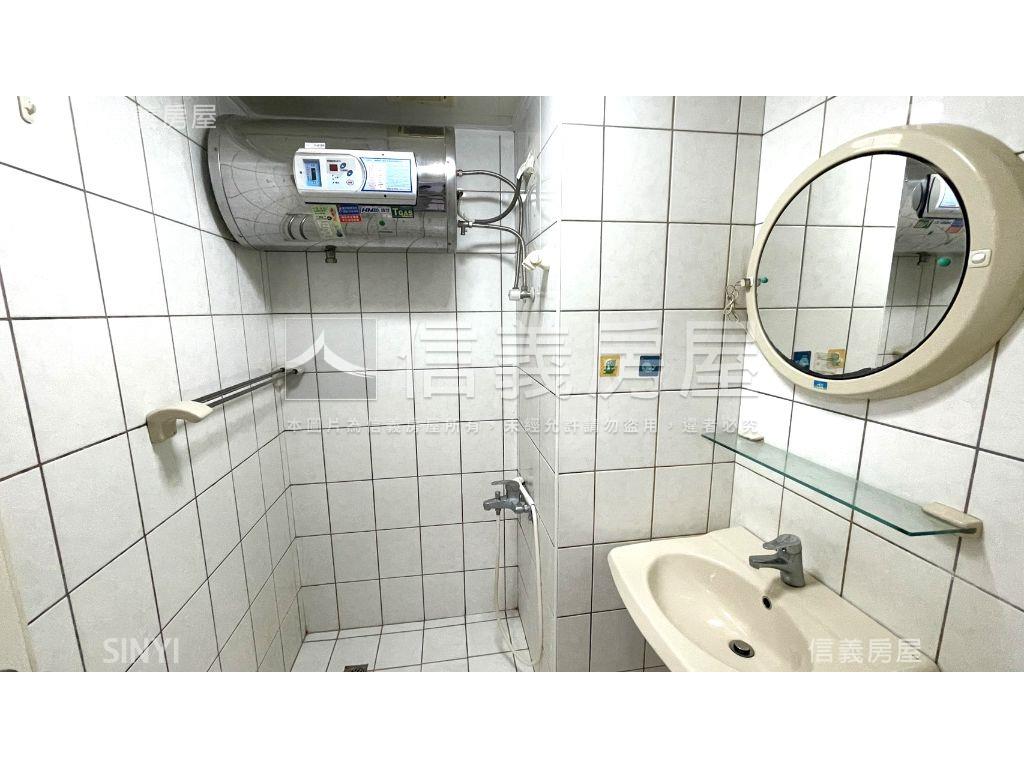 府中捷運站前高樓空間房屋室內格局與周邊環境