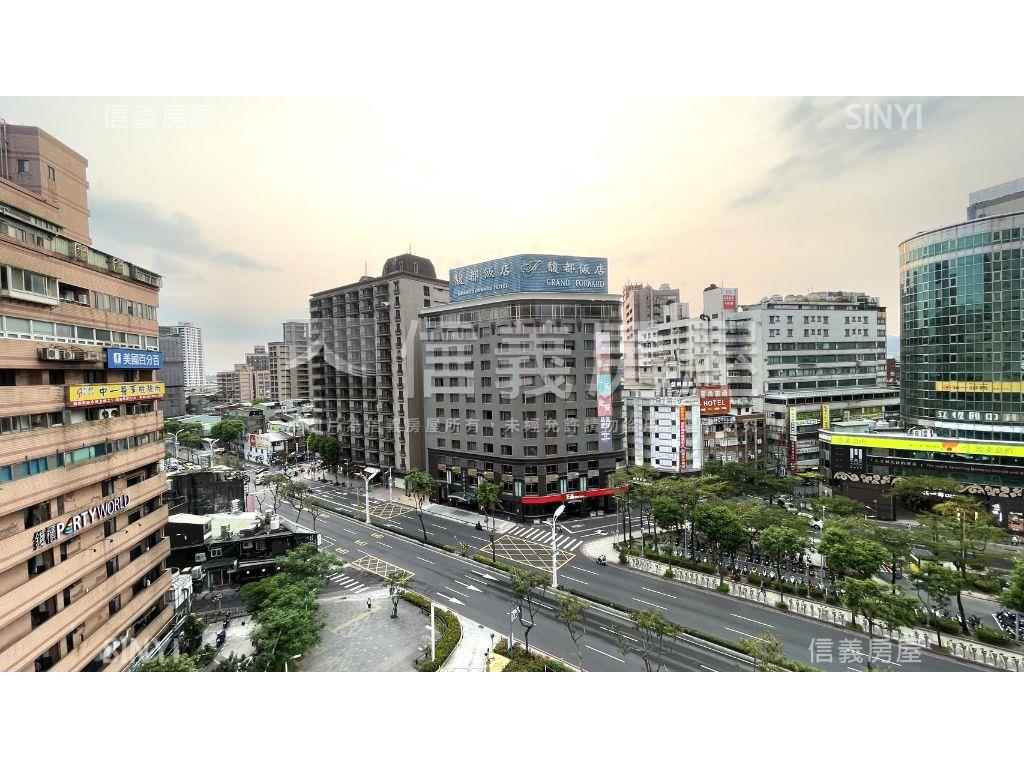 府中捷運站前高樓空間房屋室內格局與周邊環境