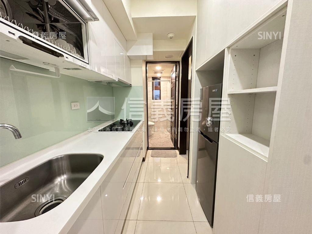 土城捷運站●方正兩房車位房屋室內格局與周邊環境