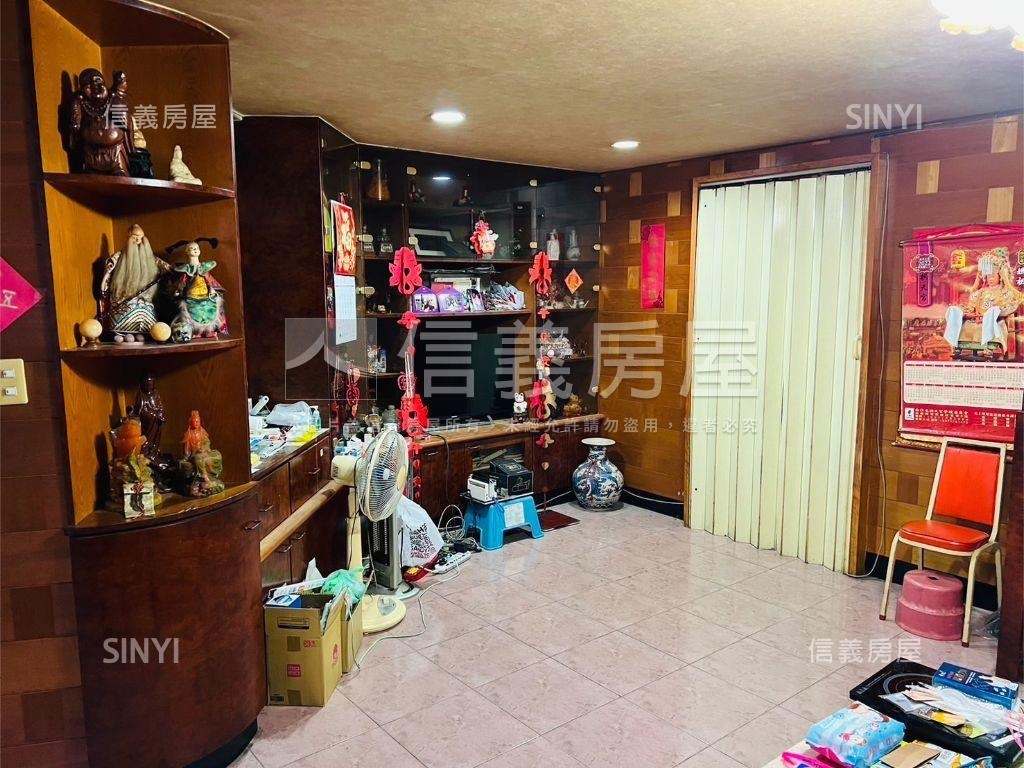 馬年‧中港‧捷運房屋室內格局與周邊環境