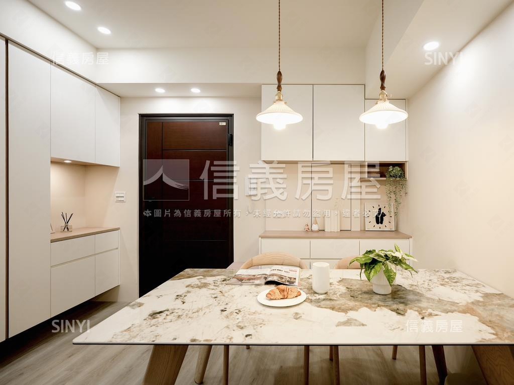 春城台北港高檔裝潢兩房房屋室內格局與周邊環境