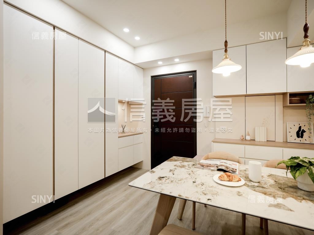 春城台北港高檔裝潢兩房房屋室內格局與周邊環境