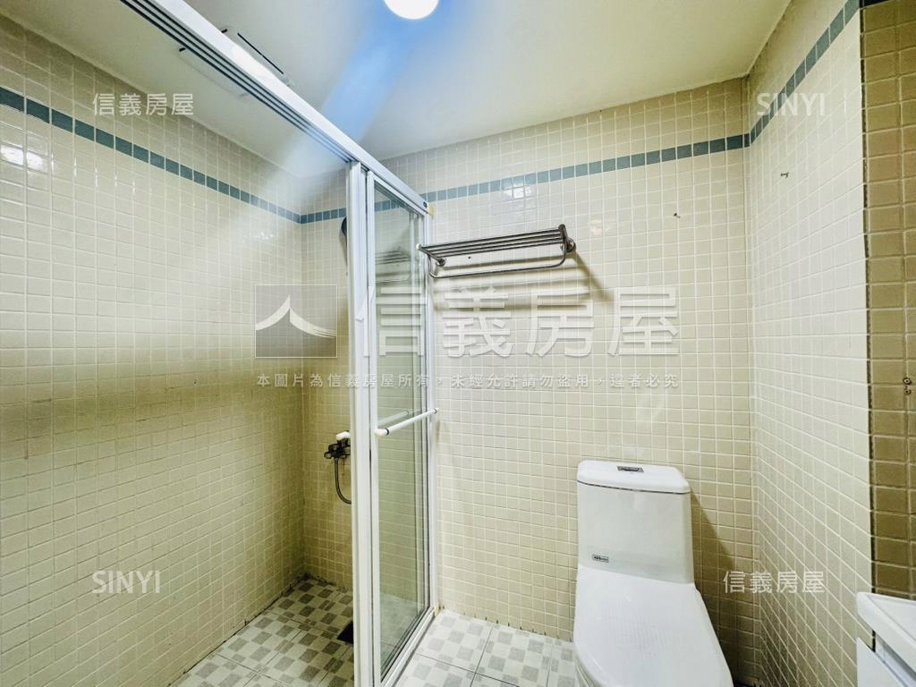 近！水湳中國醫三房平車房屋室內格局與周邊環境
