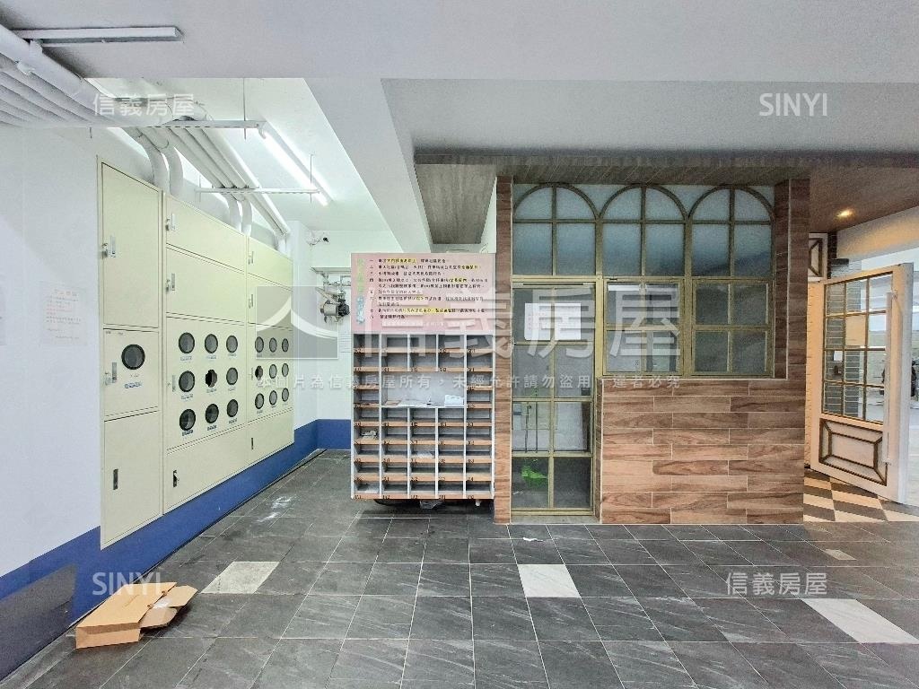 北區電梯輕屋齡收租３套房房屋室內格局與周邊環境