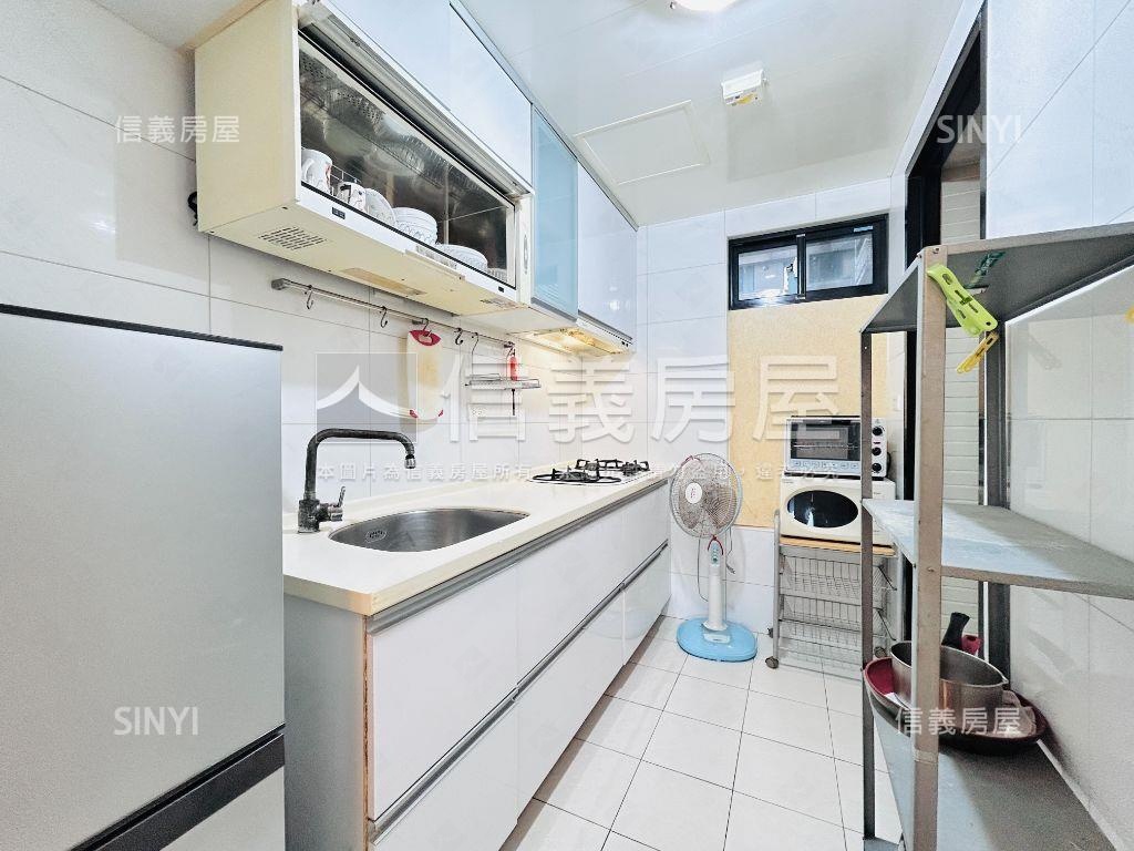 竹城明石漂亮三房車位房屋室內格局與周邊環境