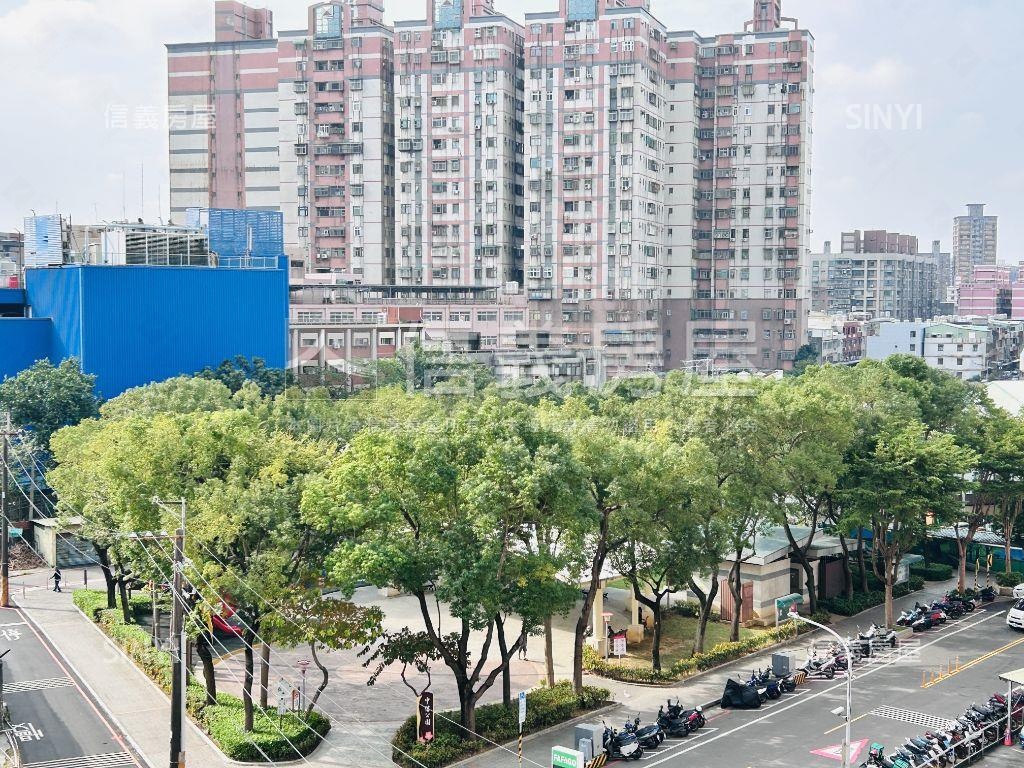 竹城明石漂亮三房車位房屋室內格局與周邊環境