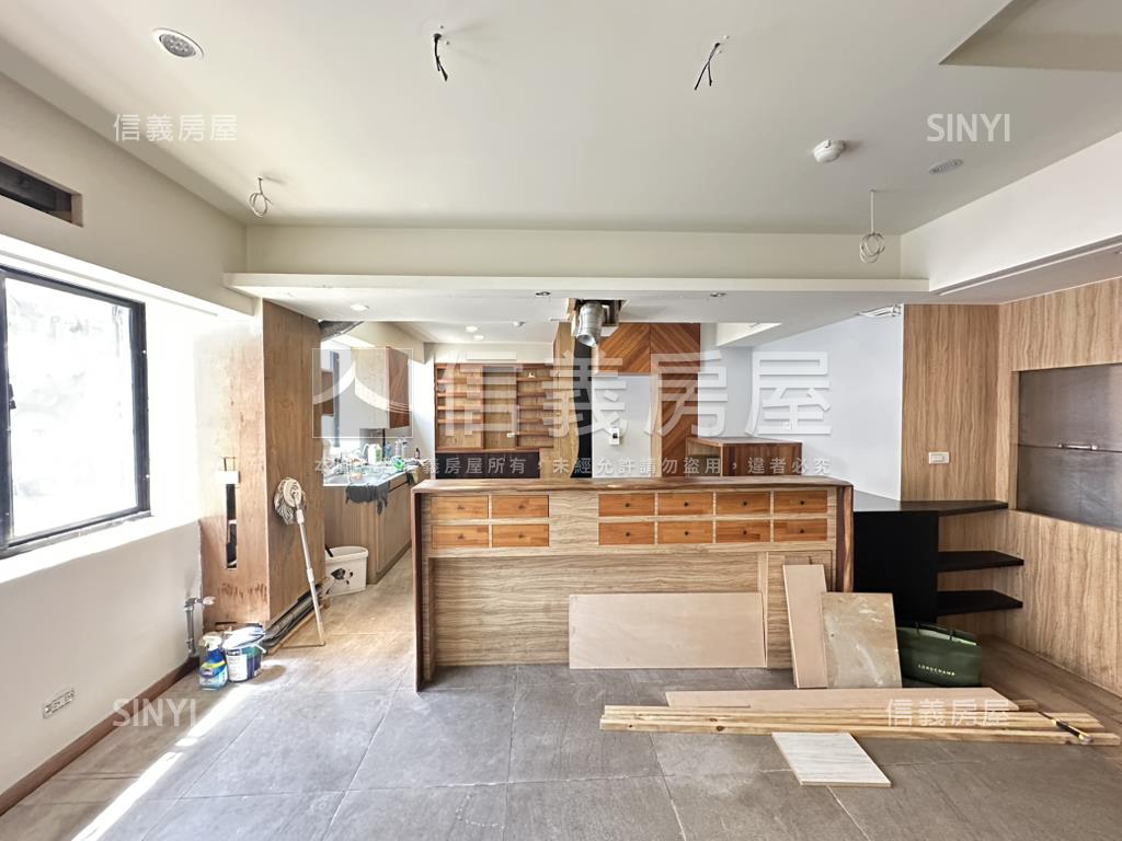 義享百貨富國商圈面寬店面房屋室內格局與周邊環境