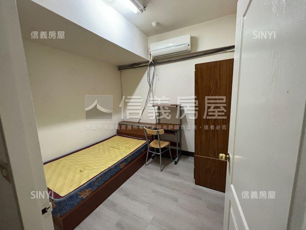 成功商圈四房平車房屋室內格局與周邊環境