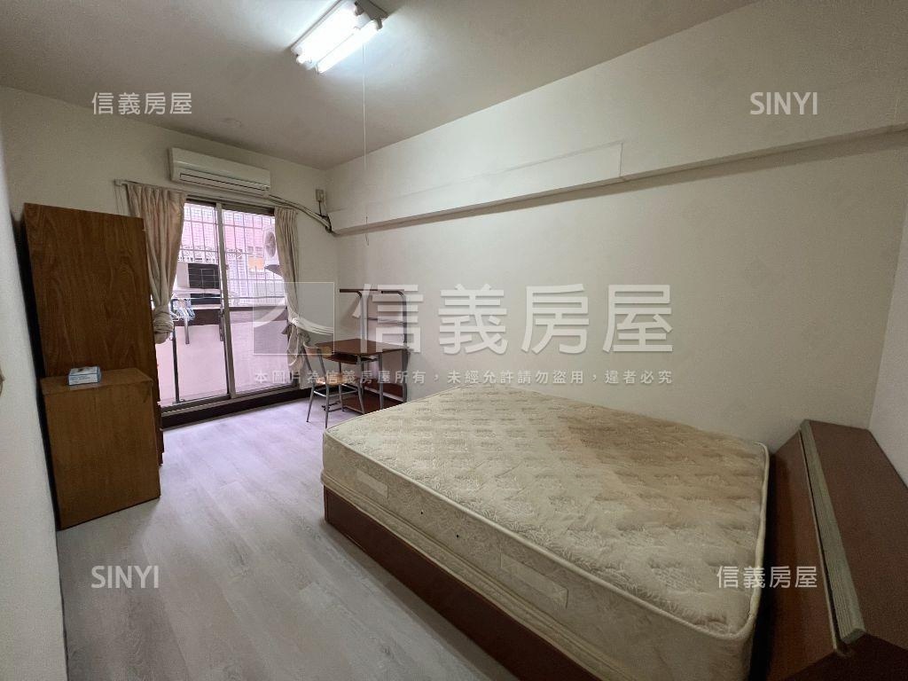 成功商圈四房平車房屋室內格局與周邊環境