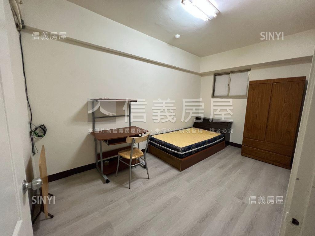 成功商圈四房平車房屋室內格局與周邊環境