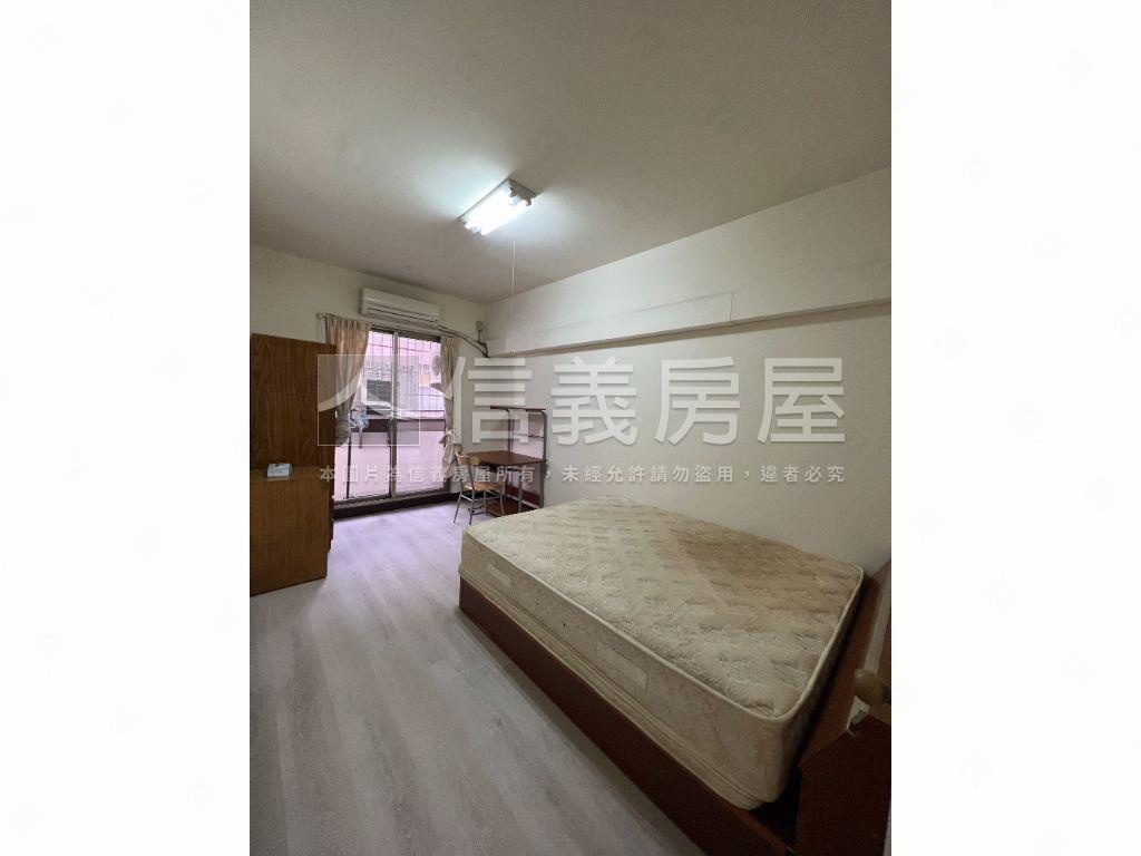 成功商圈四房平車房屋室內格局與周邊環境