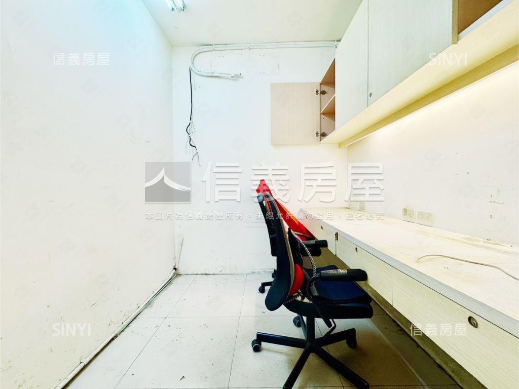 民族三角窗金店面房屋室內格局與周邊環境