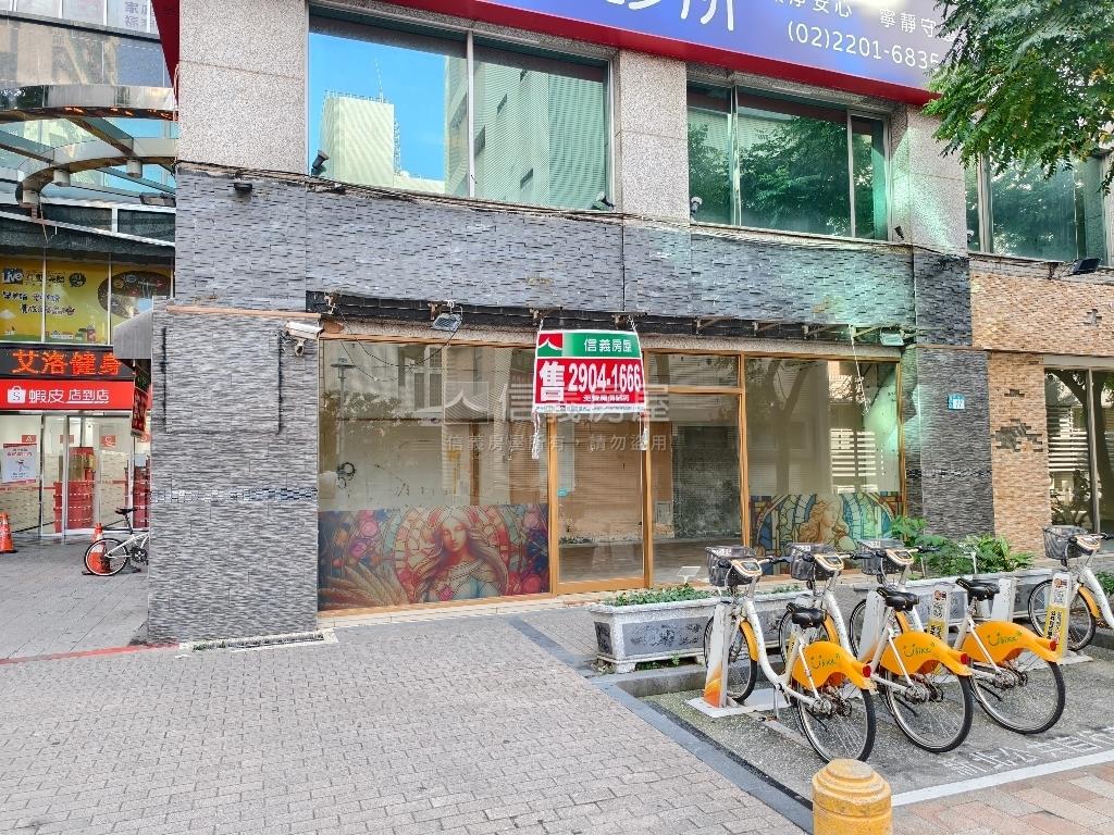 鴻金寶角窗金店面房屋室內格局與周邊環境