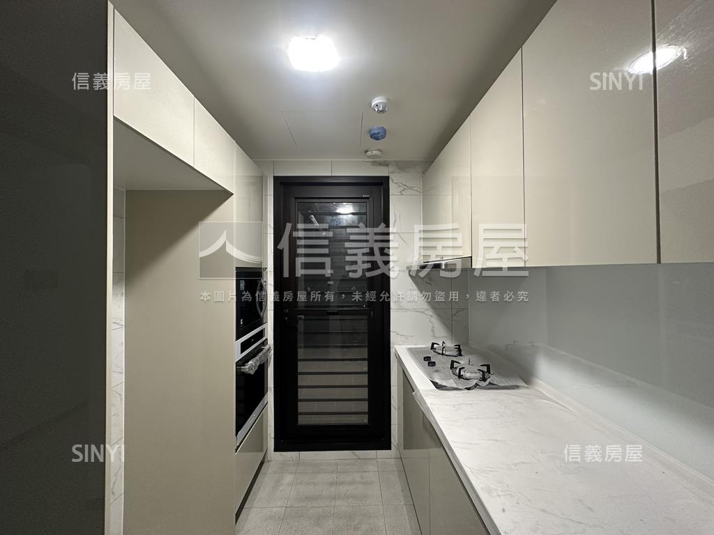 信義嘉品景觀大戶房屋室內格局與周邊環境