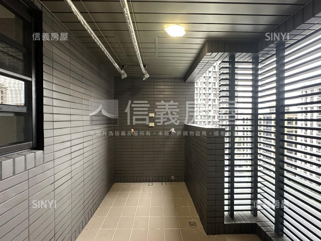 信義嘉品景觀大戶房屋室內格局與周邊環境