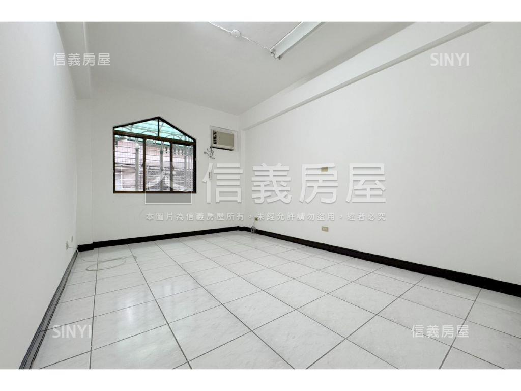 近南港展覽館電梯三房房屋室內格局與周邊環境