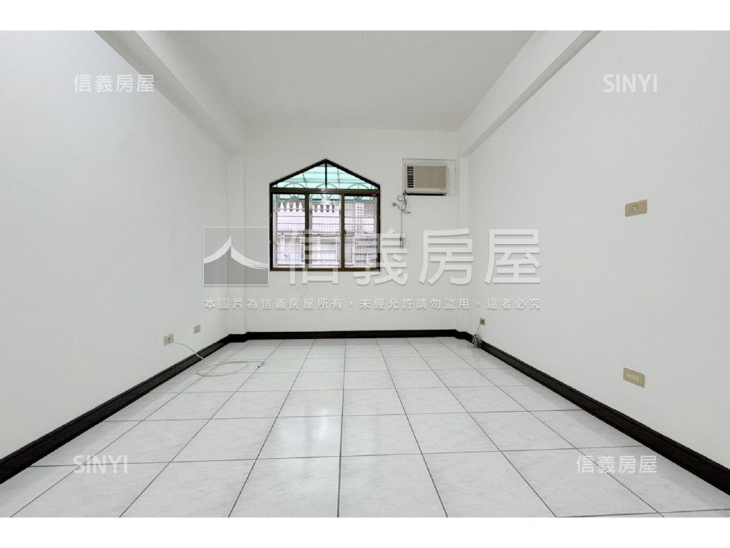 近南港展覽館電梯三房房屋室內格局與周邊環境