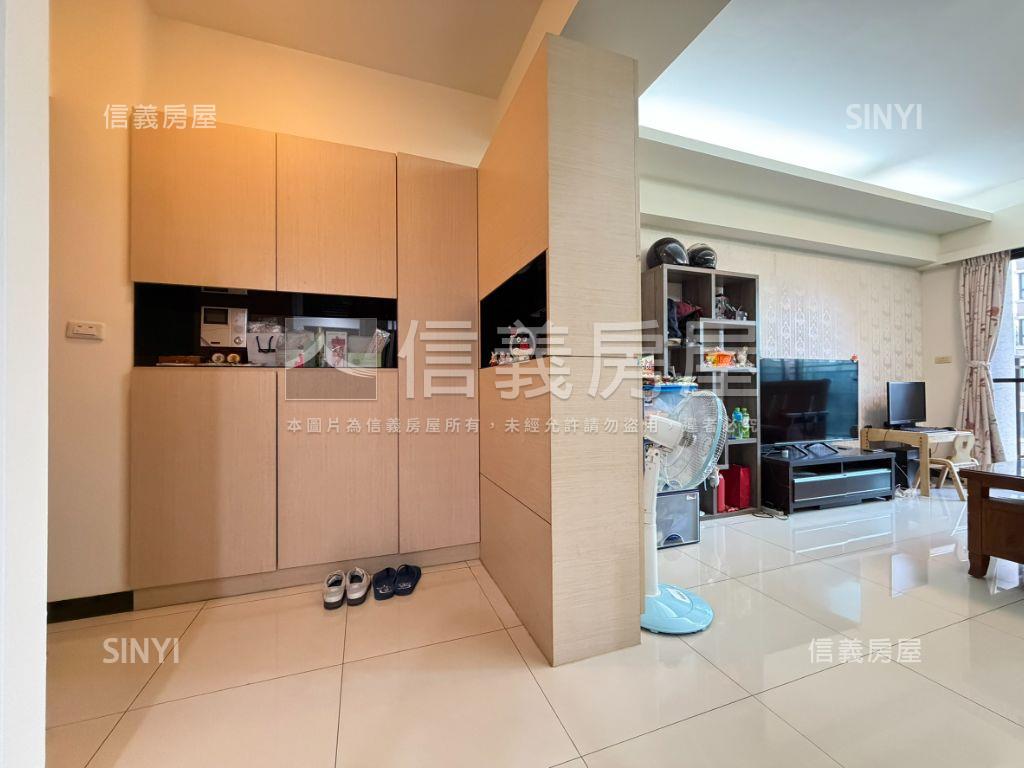 烏日富都心三房平車！必看房屋室內格局與周邊環境