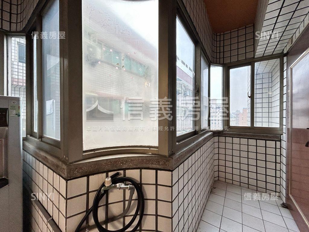 馬年精選｜興大次頂樓三房房屋室內格局與周邊環境