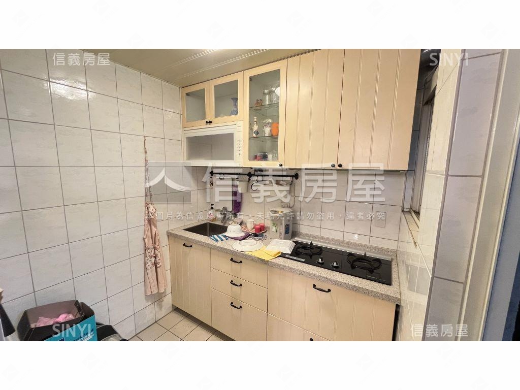 敦小介壽黃金三樓美寓房屋室內格局與周邊環境