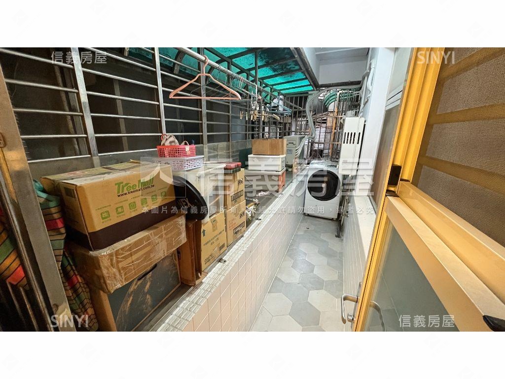 敦小介壽黃金三樓美寓房屋室內格局與周邊環境