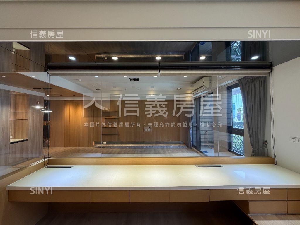北屯１０年四房平車精裝潢房屋室內格局與周邊環境