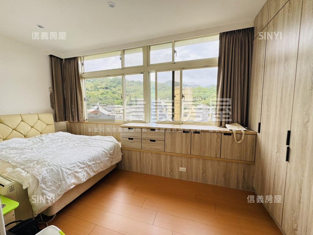 精美碧湖典藏家房屋室內格局與周邊環境