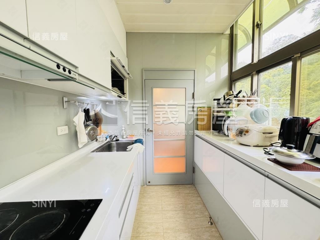 精美碧湖典藏家房屋室內格局與周邊環境