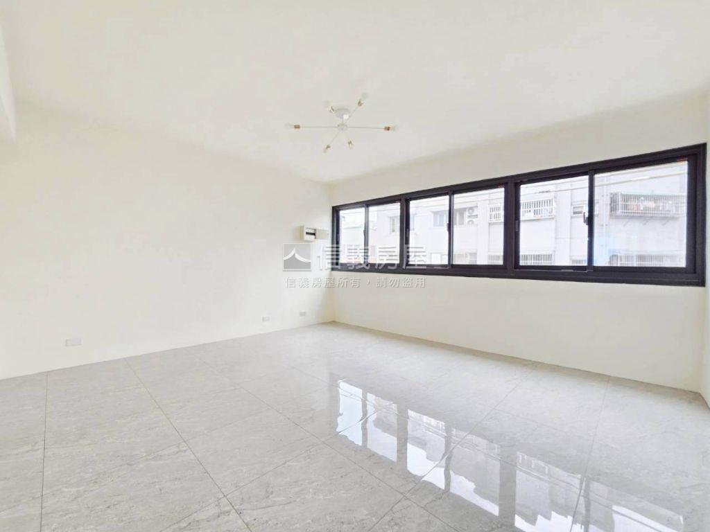 新生路屋況超讚金透店房屋室內格局與周邊環境