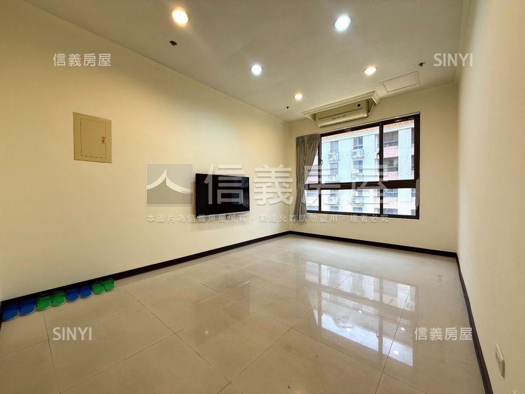 樂活郡成家二房車位房屋室內格局與周邊環境