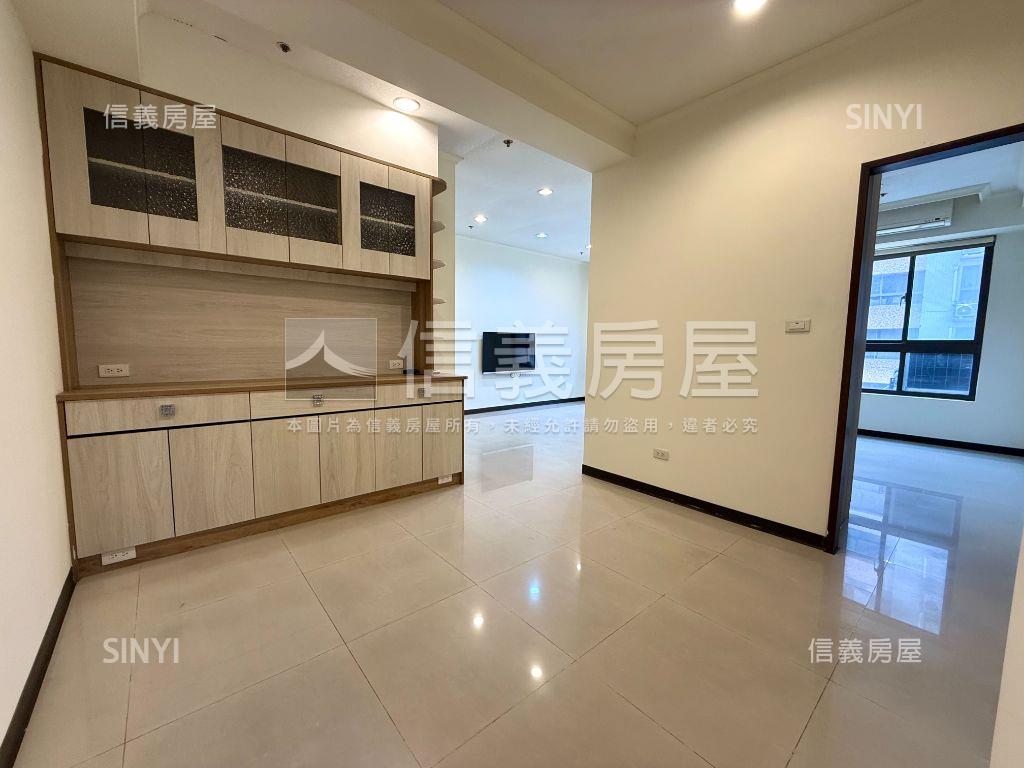 樂活郡成家二房車位房屋室內格局與周邊環境