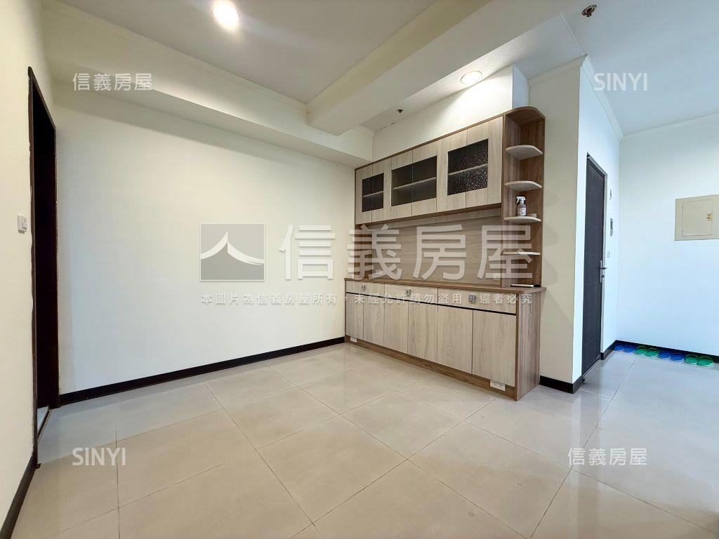 樂活郡成家二房車位房屋室內格局與周邊環境